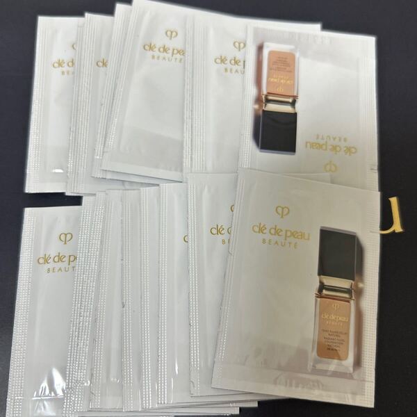 クレドポーボーテ タンフリュイドエクラ ナチュレル ファンデーション オークル10 新品未使用 0.3ml×20包
