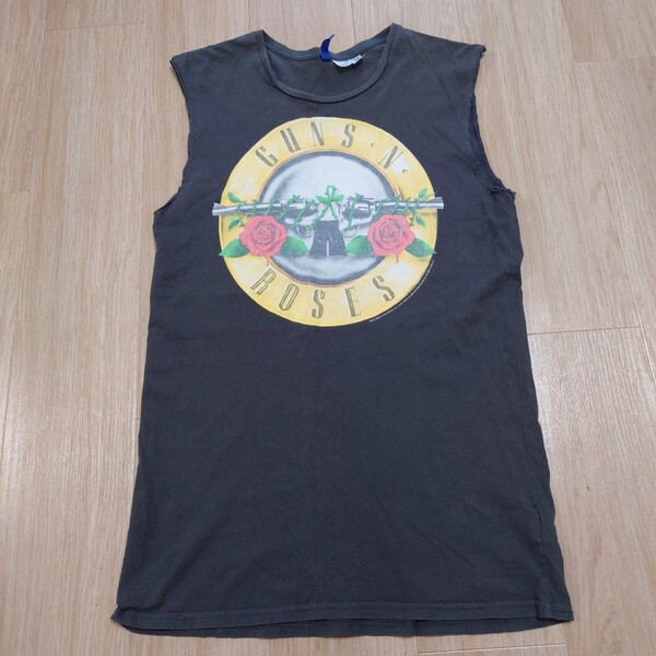 送料無料 ガンズ・アンド・ローゼズ GUNS N ROSES ノースリーブ タンクトップ カットソー Mサイズ