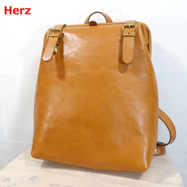 【美品】ヘルツ ラックスリュック(R-143) Herz キャメル