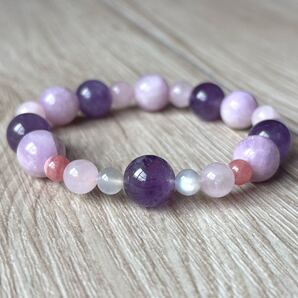 真実の愛へと導く/アメジスト・クンツァイト・他/パワーストーンブレスレット