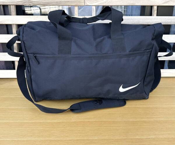 NIKE ナイキ 大容量 ナイロン ボストンバッグ ブラック シューズ収納付