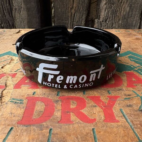 【USA vintage】advertising ashtray HOTEL Fremont 灰皿 アドバタイジング 企業 ホテル カジノ アメリカ ビンテージ