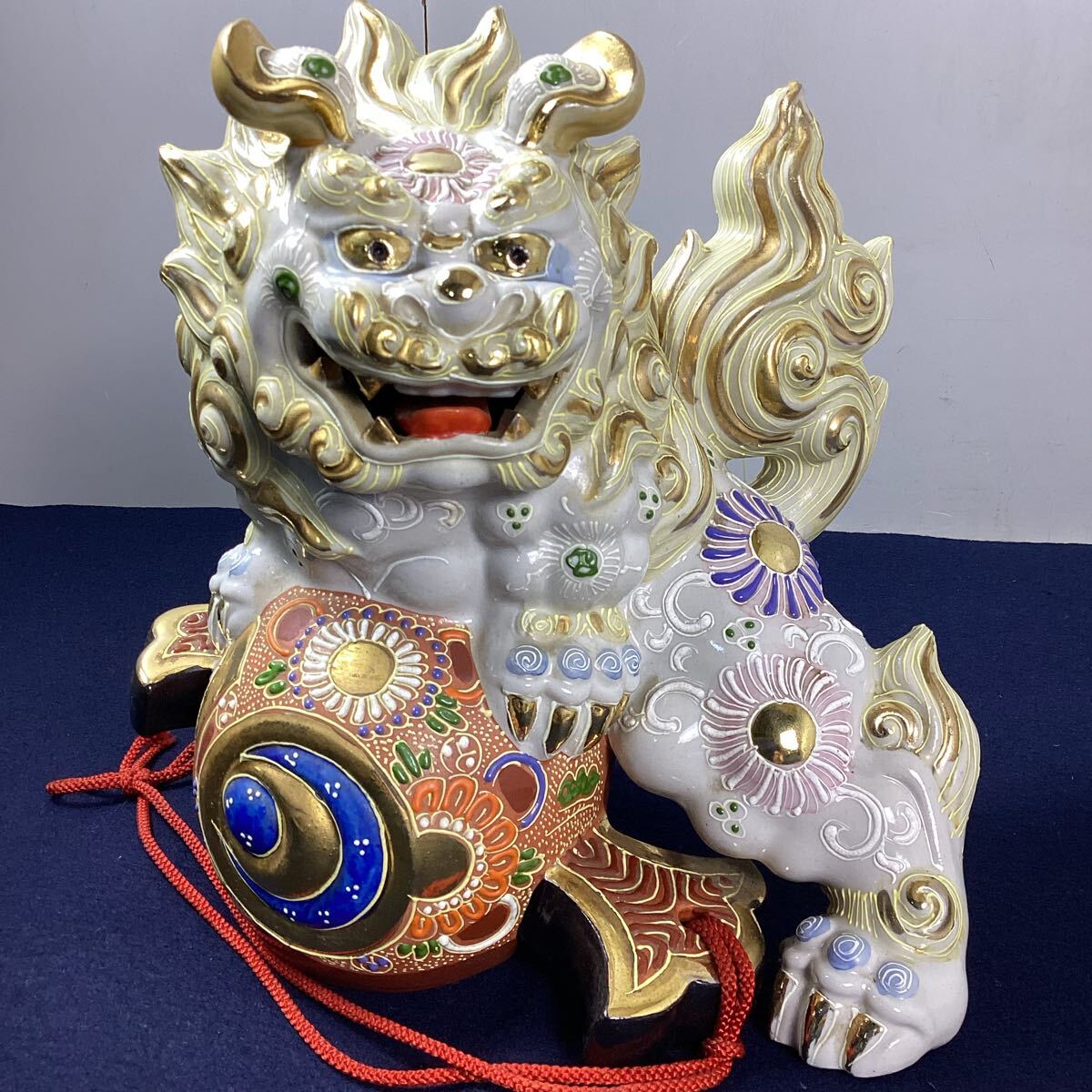 特大 九谷焼 打出の小槌 八幡窯 座布団付 松縁起図 置物 特大 九谷焼 打出の小槌 八幡窯 座布団付 松縁起図 置物(2025年