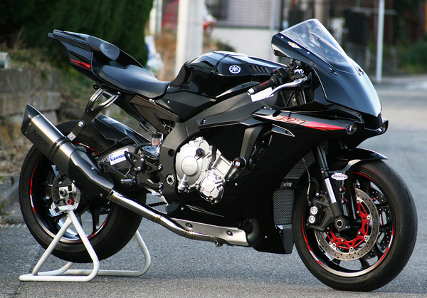 発売開始 新品 ('15~'25) YZF-R1/YZF-R1M Titanium Racing mid pipe(リンクパイプ) チタン マフラー