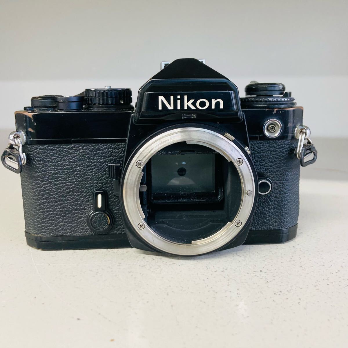 ❁完動品❁ニコン NIKON FE フィルムカメラ ボディ