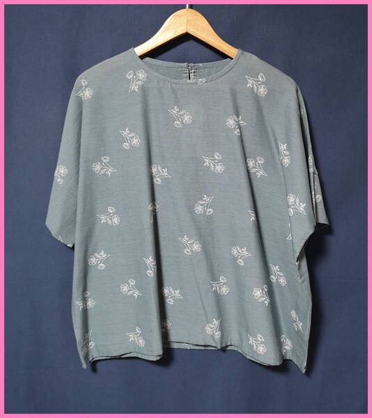 BLS‐356☆夏☆新品☆送料込み☆即決☆ナチュラル系☆綿麻混☆M~Lサイズ☆ブラウス☆ライトグリーン系☆植物柄☆ゆったり