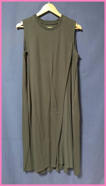 WHT‐64☆夏☆新品☆送料込み☆即決☆ナチュラル系☆綿☆Tシャツ素材☆ワンピース☆M~Lサイズ☆濃いグリーン系☆ゆったり