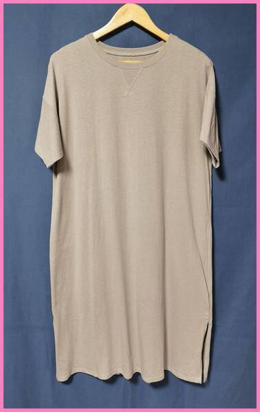 WHT-62☆夏☆新品☆送料込み☆即決☆ナチュラル系☆綿☆Tシャツ素材☆M~Lサイズ☆ワンピース☆ベージュ系☆背中ロゴ☆ゆったり