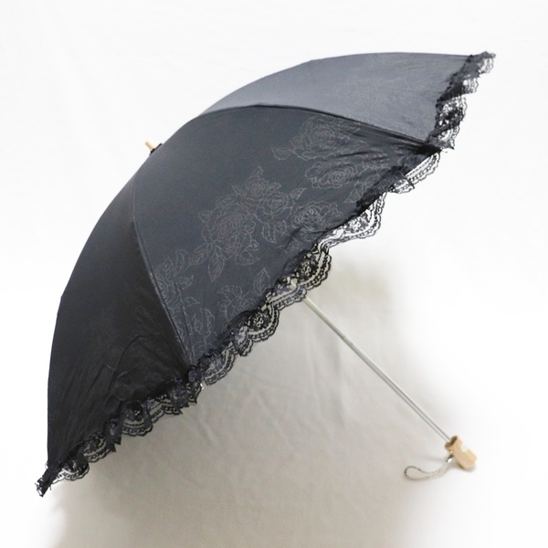 新品 UVカット加工 花柄 上品レース使い晴雨兼用折りたたみ傘 木彫りハンドル 日傘 雨傘 8本骨 S1956