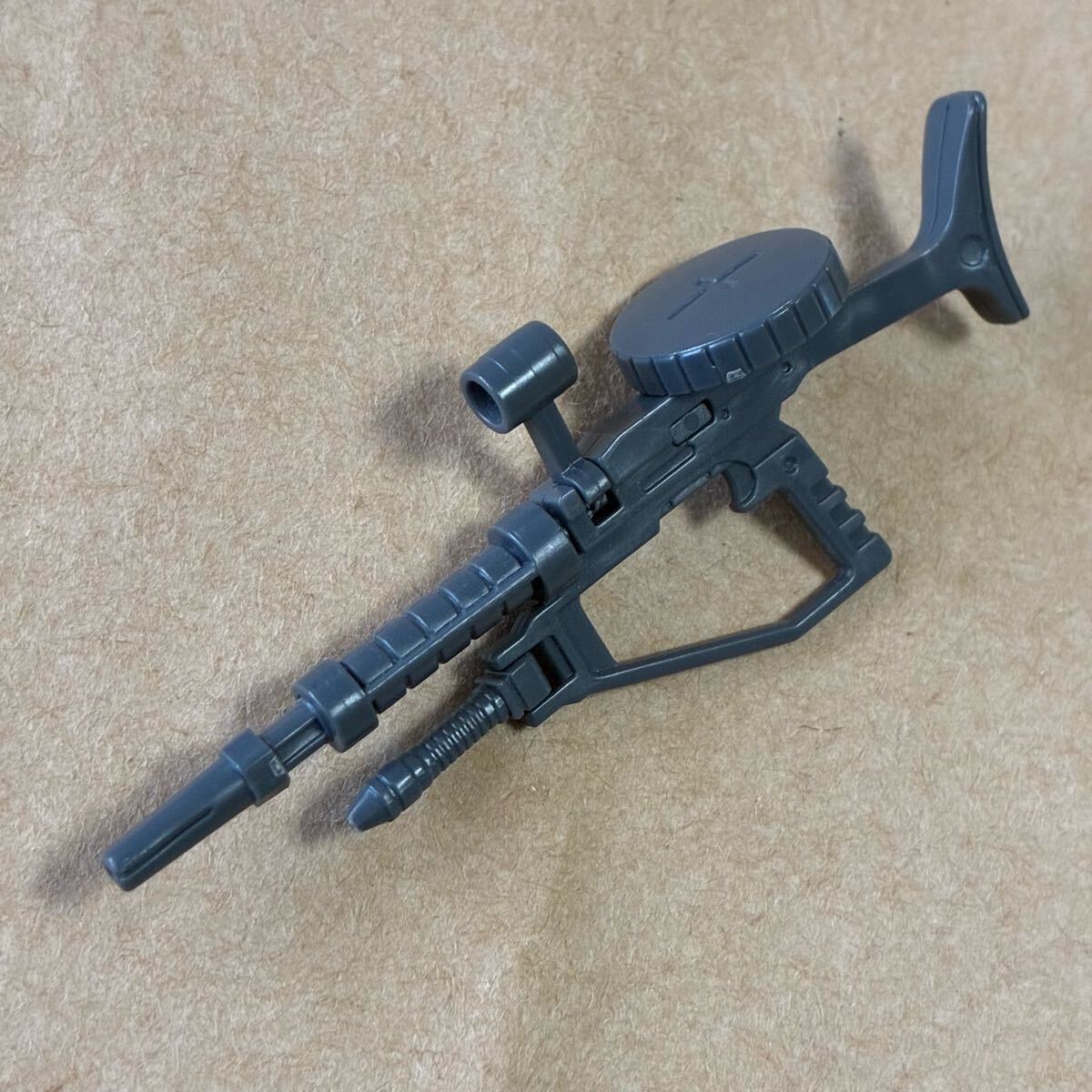 Yahoo!オークション -「ザクマシンガン」(機動戦士ガンダム