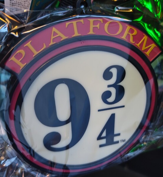 USJ ハリーポッター ホグワーツ特急 9と3/4 ライト付き チケットホルダー