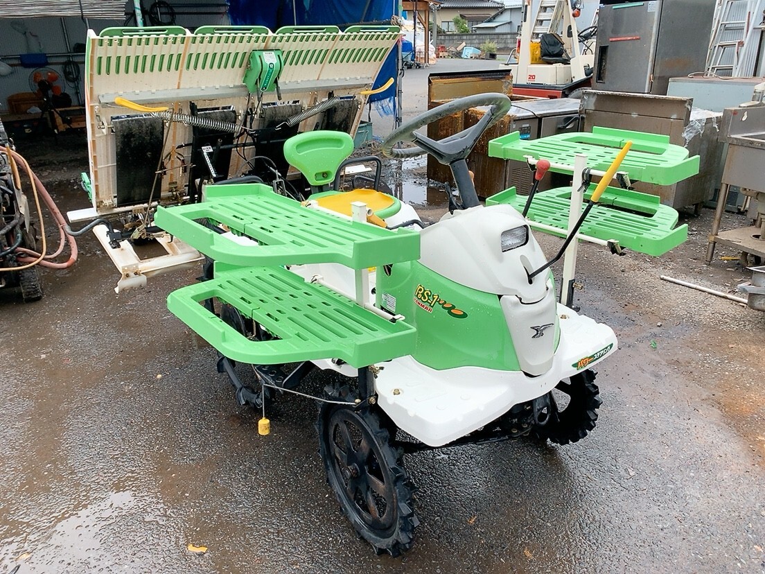 【茨城県引き取り限定】ヤンマー　田植え機　PE-1 4条植え 茨城県引き取り限定】ヤンマー 田植え機 PE-1 4条植え - メルカリ