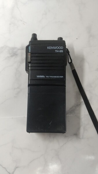 K4214 KENWOOD TH-25 トランシーバー /ケンウッド/無線機/受信機/ 動作未確認 現状品 送料無料 JUNK