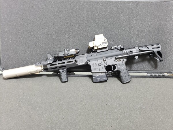 実物コンプリート フルカスタムMaxim Defense MD15 PDW 300BLK CO2対応 VFC(GHK WA PRIME GBB PTW BCM 東京マルイ BCM PDX NOVESKE KAC MWS