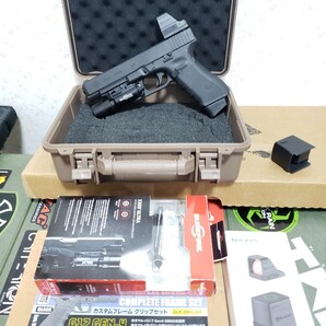 実物カスタム CO2ガスガン 東京マルイ G34 GEN4 S製スライド SUREFIRE X300U-A OLIGHTドットサイト(グロック GLOCK G19 G18 G17 VFC GHK we