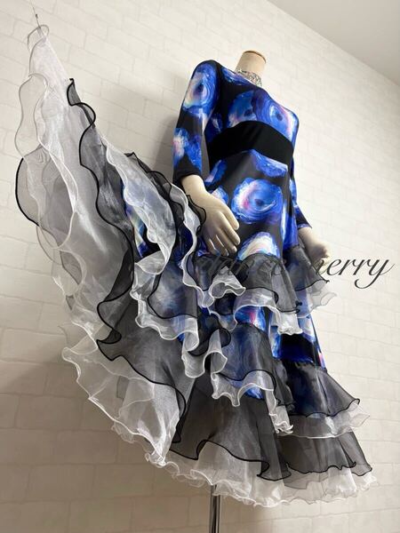 ★送料無料★【MERRY】 新品 社交ダンス 短め ワンピース 6533 黒 青 紫 パーティ タンゴ クイック ミニデモ 衣装 ステージ ワルツ