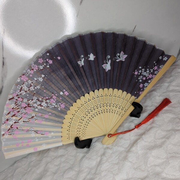 扇子 男女兼用 グラデーション シルク 絹糸 日本舞踊 和装小物 舞扇子 花柄 夏祭り 花火大会 熱中症対策 扇 花柄 竹製 黒