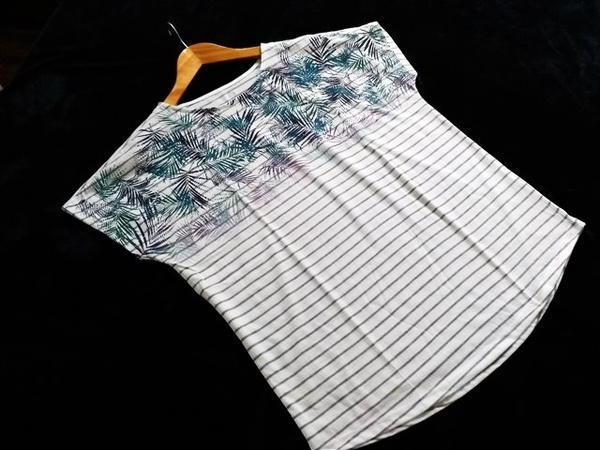 【送料無料】LL * 新品 大人かわいいボタニカル柄ボーダーTシャツ♪ フレンチスリーブ ブルー×グレーボーダー