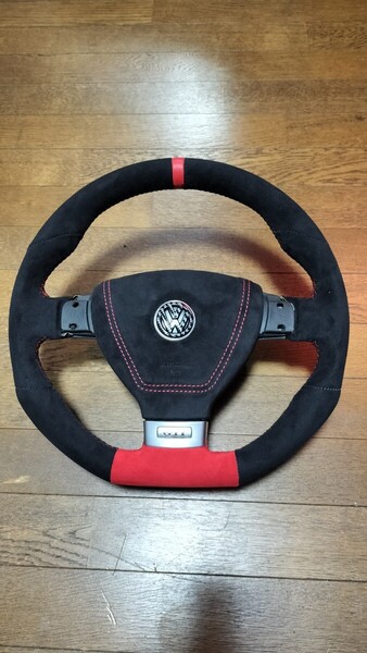 特注ワンオフ★純正カスタムステアリングフォルクスワーゲン★カーボン柄エンブレム付き★検/VW GOLF5 GTIポロ