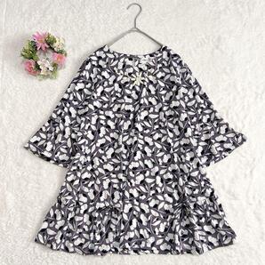 ー大特価ー 美品★ 【Super Beauty】 スーパービューティ チュニック ブラウス シャツ (L) Aライン 総柄 花柄 袖フレア ビジュー リボン