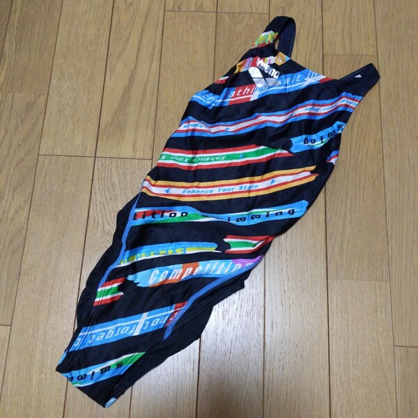 nux-f リミック ハイカット SSサイズ ARN-7039W 競泳水着 光沢 arena アリーナ ニュークスF RIMIC SwimSuits