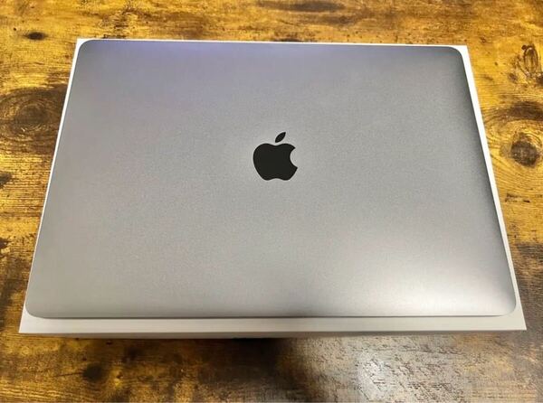 MacBook Air 13インチ Apple M1チップ搭載モデル 本体