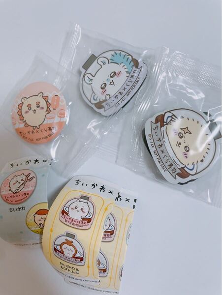 【即決】ちいかわ くら寿司 びっくらポン 缶バッジ マグネットシート シーサー モモンガ ハチワレ 送料無料