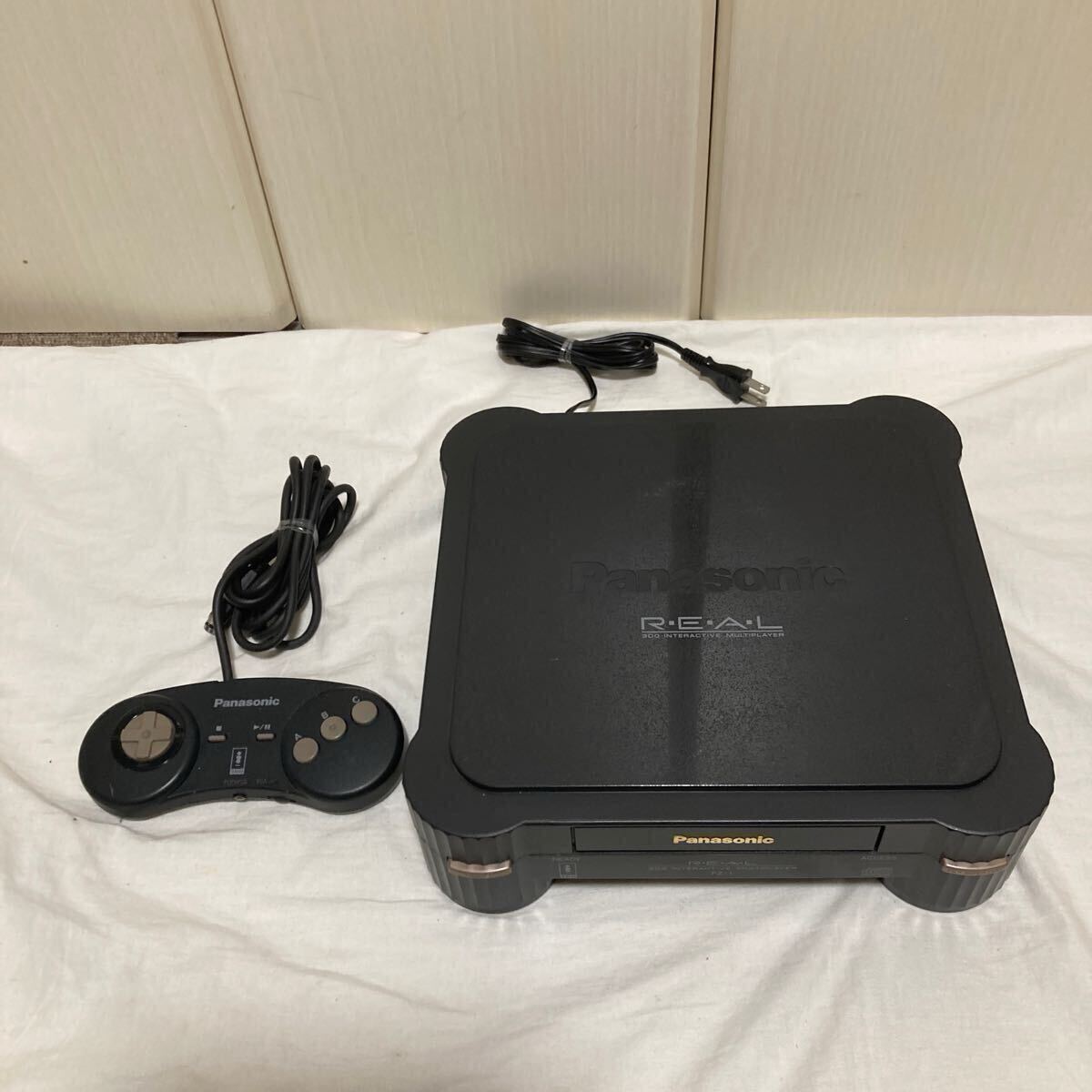 Amazon | R・E・A・L 3DO (FZ-1)本体 【3DO】 | 本体・周辺機器