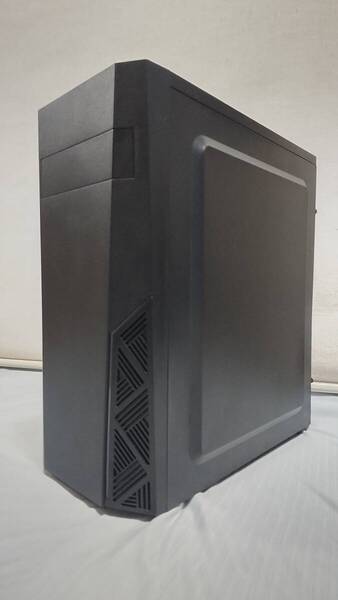 ZALMAN T8 ミドルタワー型 軽量 PCケース ATX、mATX、Mini-ITX対応