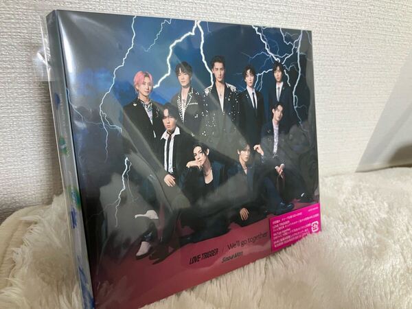 Snow Man★スノーマン★LOVE TRIGGer★初回盤A★美品 CD& DVD