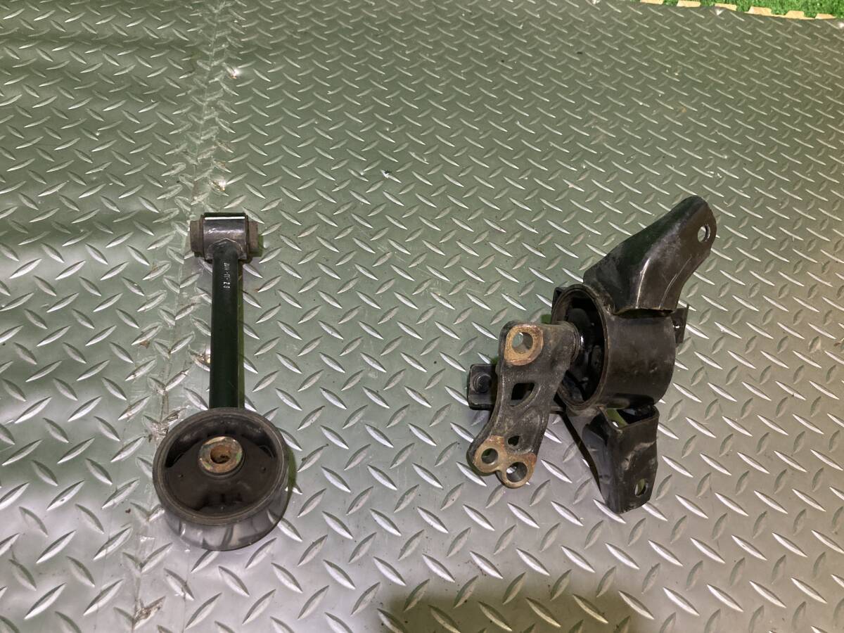 スズキ mk32sスペーシア・スペーシアカスタムエンジンマウント mk32s スペーシアカスタム】エンジンマウント3点セット (Suzu