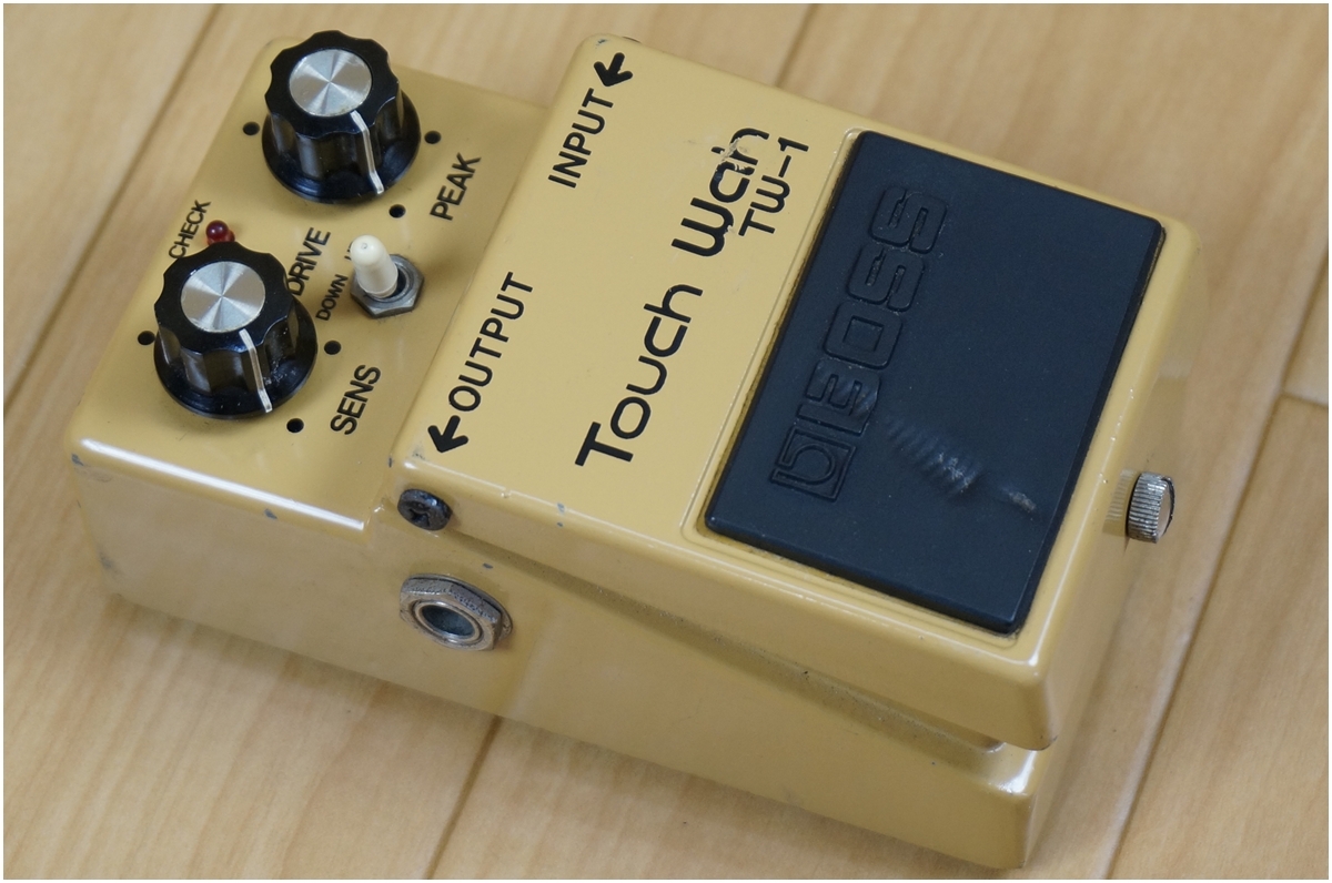 □BOSS TW-1 Touch Wah 初期型 タッチワウ 日本製 銀ネジ