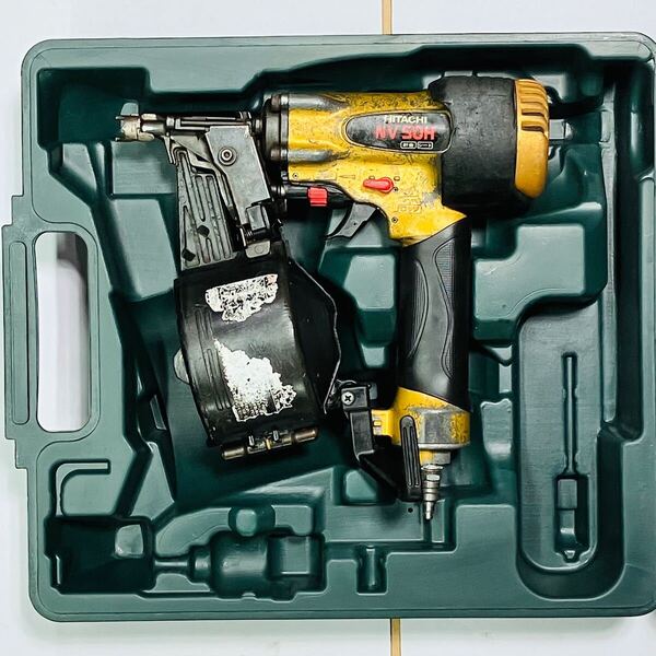 整備品 動作良好 送料無料 日立 HIKOKI 高圧 50mm 釘打ち機 コイルネイラ NV50H 内装用 ケース付き