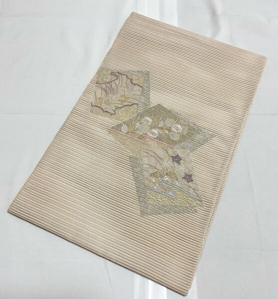 C5 送料無料 美品 夏物 季節の花々模様 金銀糸 薄ベージュ/クリーム色 絽 紗 太鼓柄 正絹 開き名古屋帯 仕立て上がり リサイクル