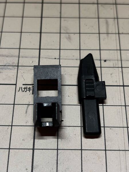 Laylax ライラクス P320 M17 マガジンリップ フォロワー 中古