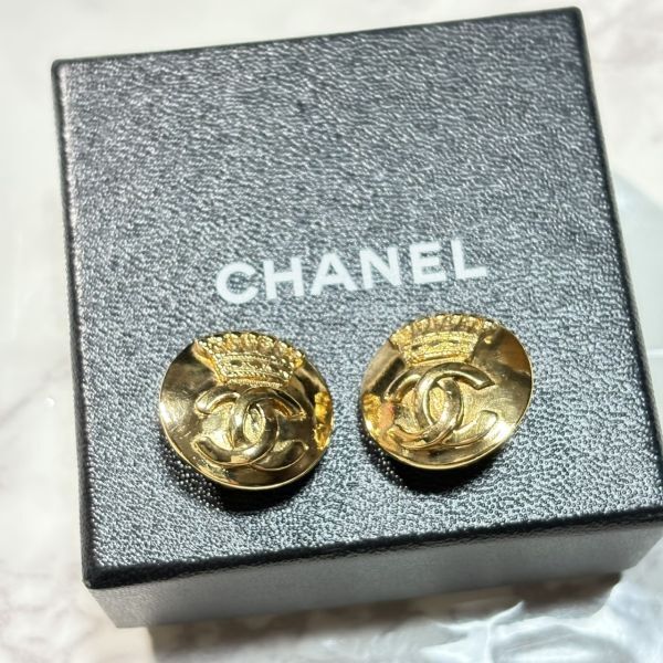 【早い者勝ち】シャネル イヤリング ココマーク クラウンモチーフ ヴィンテージ ゴールド CHANEL #B550