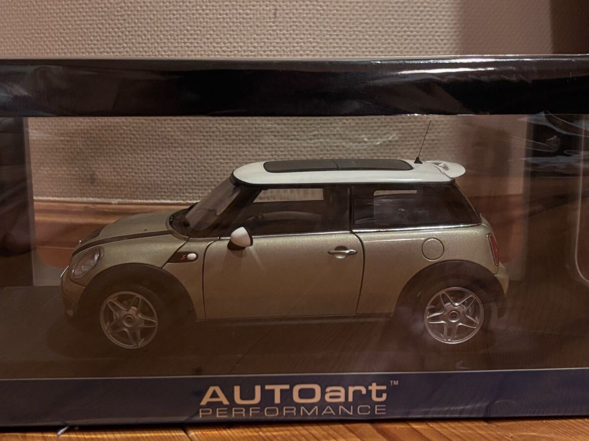 【限定値下げ】AUTOart 1/18 MINI COOPER S オートアート ミニクーパーS 1/18 ミニカー