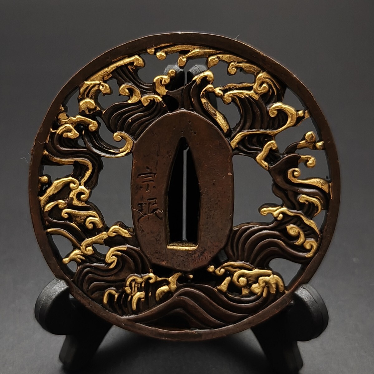 【鍔 (つば) 桐箱付き 】刀装具 武具 骨董 時代物 刀部品 装飾品 セット 鍔 (つば) 桐箱付き 】刀装具 武具 骨董 時代物 刀部品 装飾品