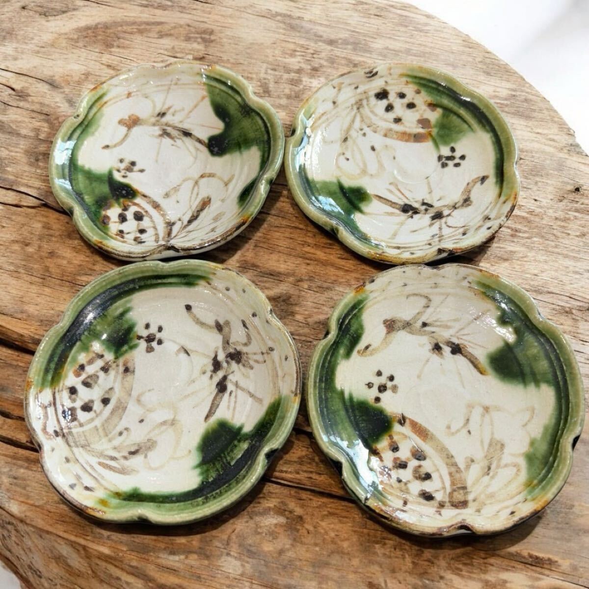 織部調 蓮葉の菓子皿