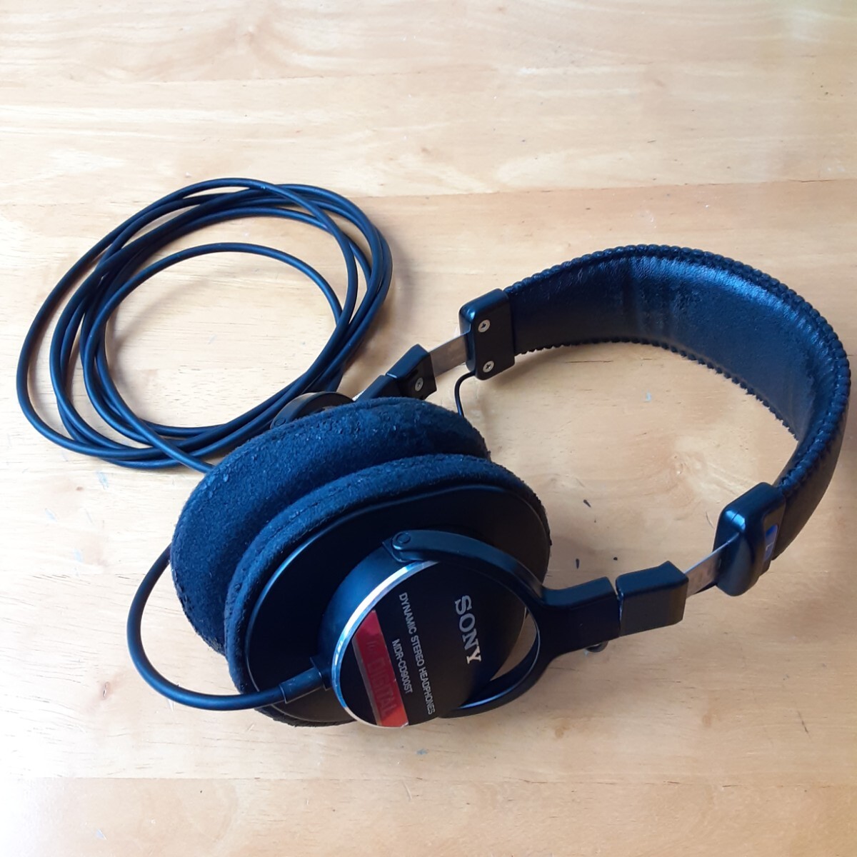 【完売】  Yahoo!オークション -「mdr-cd900st ジャンク」の落札相場・落札価格 配信機器・PA機器・レコーディング機器