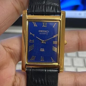 77:OH済★セイコー★海外限定品★クォーツ★アンティーク★腕時計★ヴィンテージ★メンズ★SEIKO 日本未発売 ブラック シルバー 送料無料