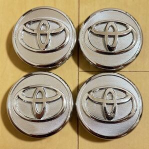 トヨタ TOYOTA純正 30プリウス 17インチ Sツーリング ヴィッツ Bb センターキャップ 4個 中古 2886 ①