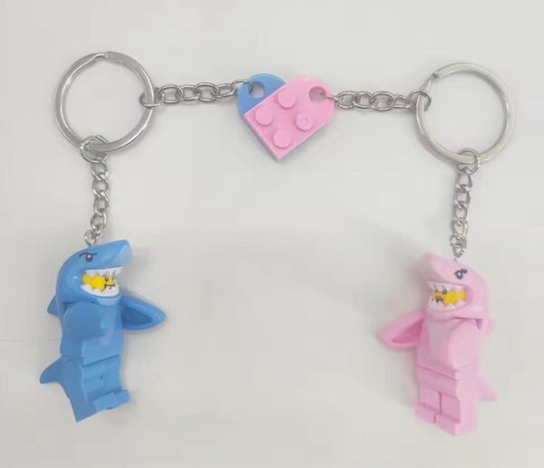 LEGO互換 サメ キーホルダー ペア カップル じゃらじゃら 水色 ピンク