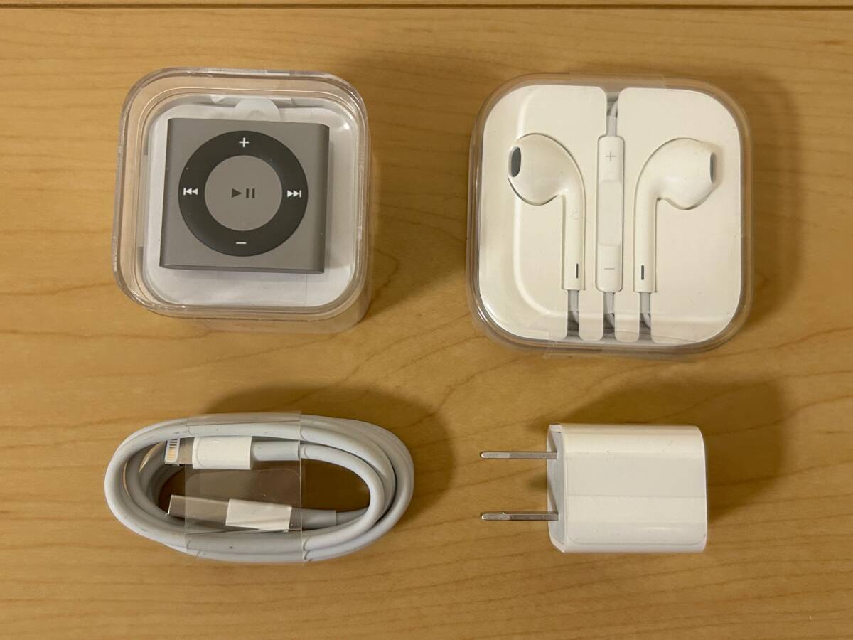 Apple iPod 4GB 本体と付属品 新品未使用 Yahoo!オークション -「(新品 未使用 未開封)」(iPod本体