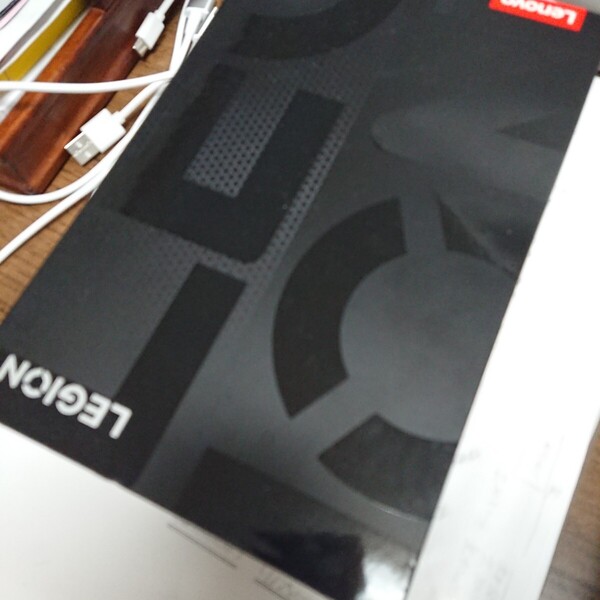 y700 512GB 2025