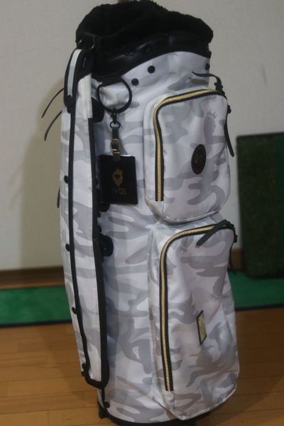 【全国送料無料】【限定完売品】マンシング V12 LEON トリプルコラボ キャディバッグ 9インチ 4分割
