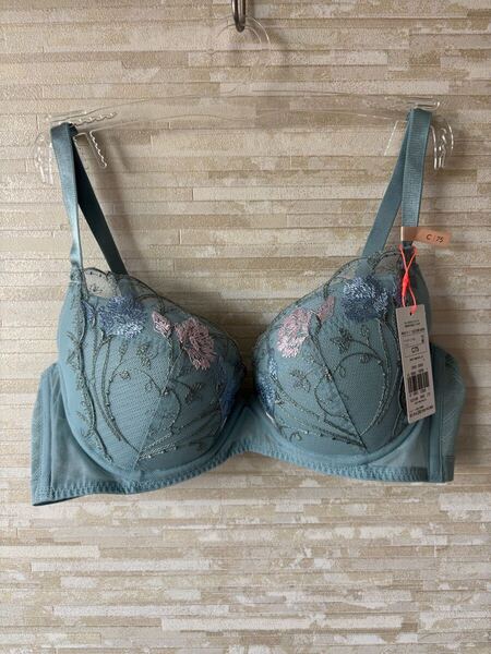 C75」トリンプ きゅっと寄せブラ ロージーパラダイス ブラジャー