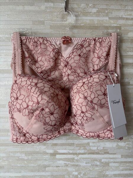 D70M」トリンプ 美しいシルエット 花柄刺繍 すっきりスムース ブラ&ショーツ