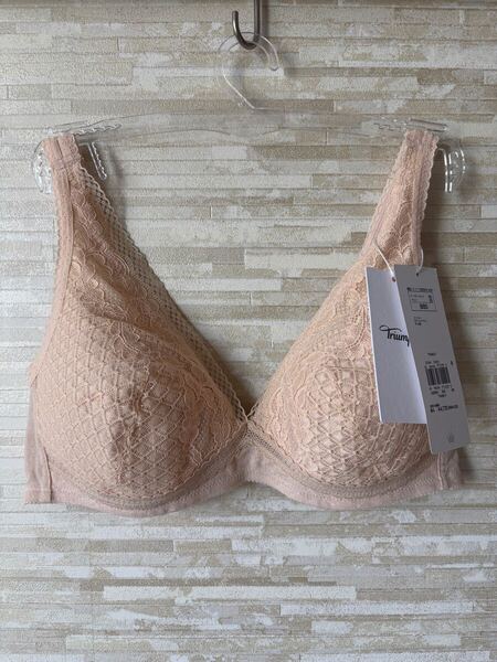 B80」トリンプ 楽らく係 クラシカル レース 綿混 ノンワイヤーブラジャー