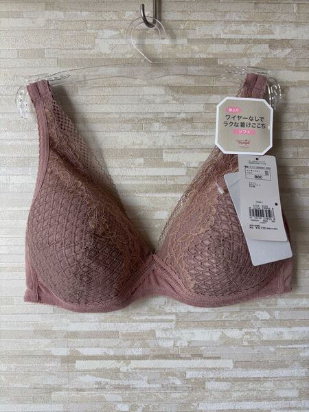 B80」トリンプ 楽らく係 クラシカル レース 綿混 ノンワイヤーブラジャー